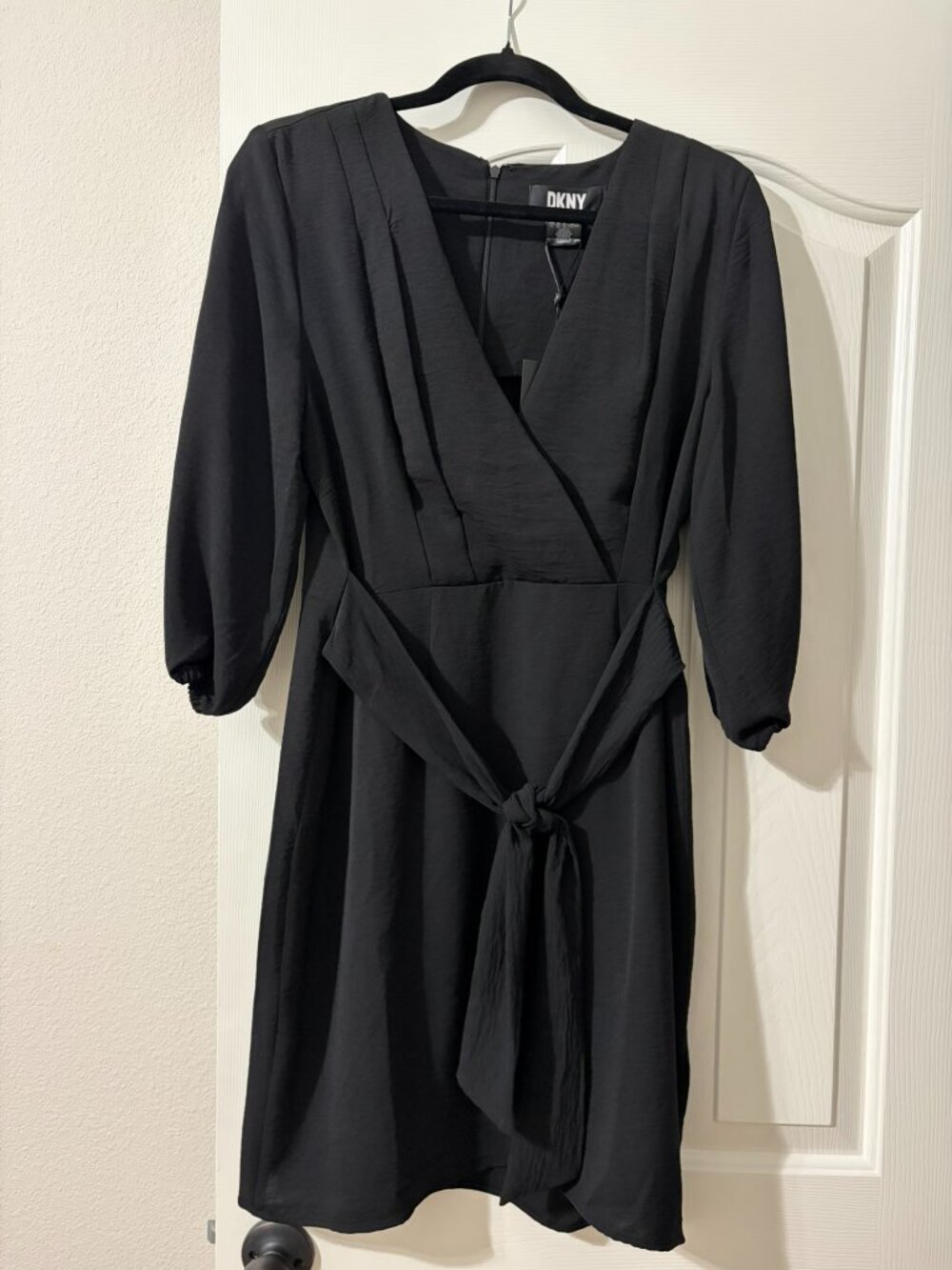 DKNY Black Wrap-Front Tie Waist Dress Sz 8 NWT